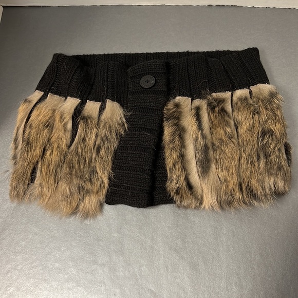 UGG shrug - Picture 5 of 8